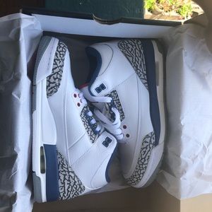 OG RETRO 3’s Air Jordans (Size 5/Big Kids)